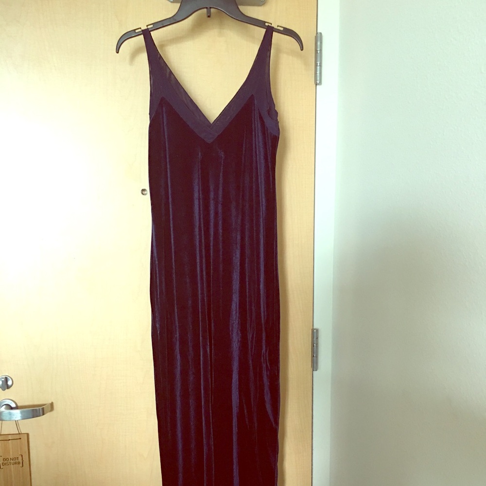 Romeo & Juliet couture velvet maxi dress!
